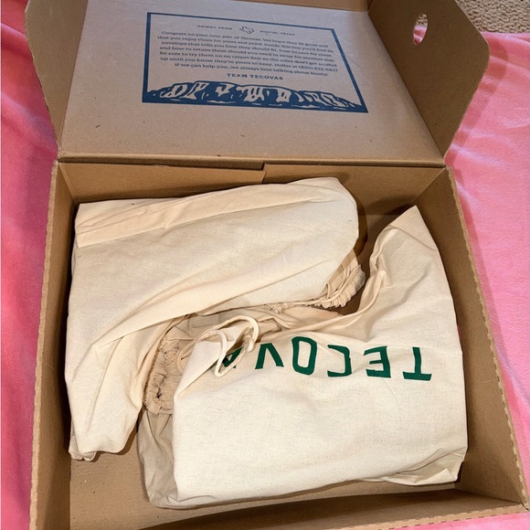 Tecovas “The Sadie” Boots in Denim! LIMITED EDITION! 🤠 - Picture 4 of 10